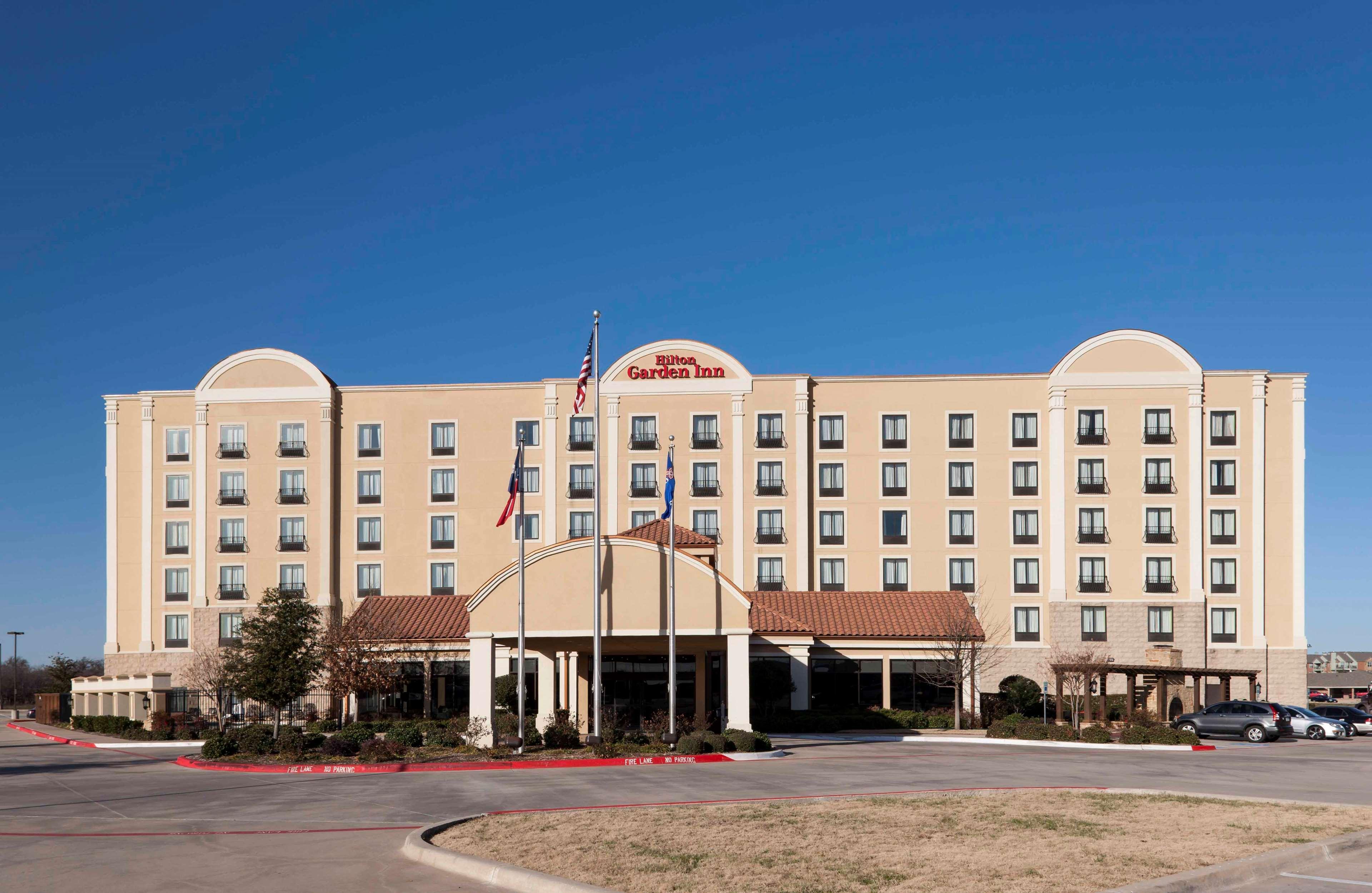 Hilton Garden Inn Dallas Lewisville Ngoại thất bức ảnh