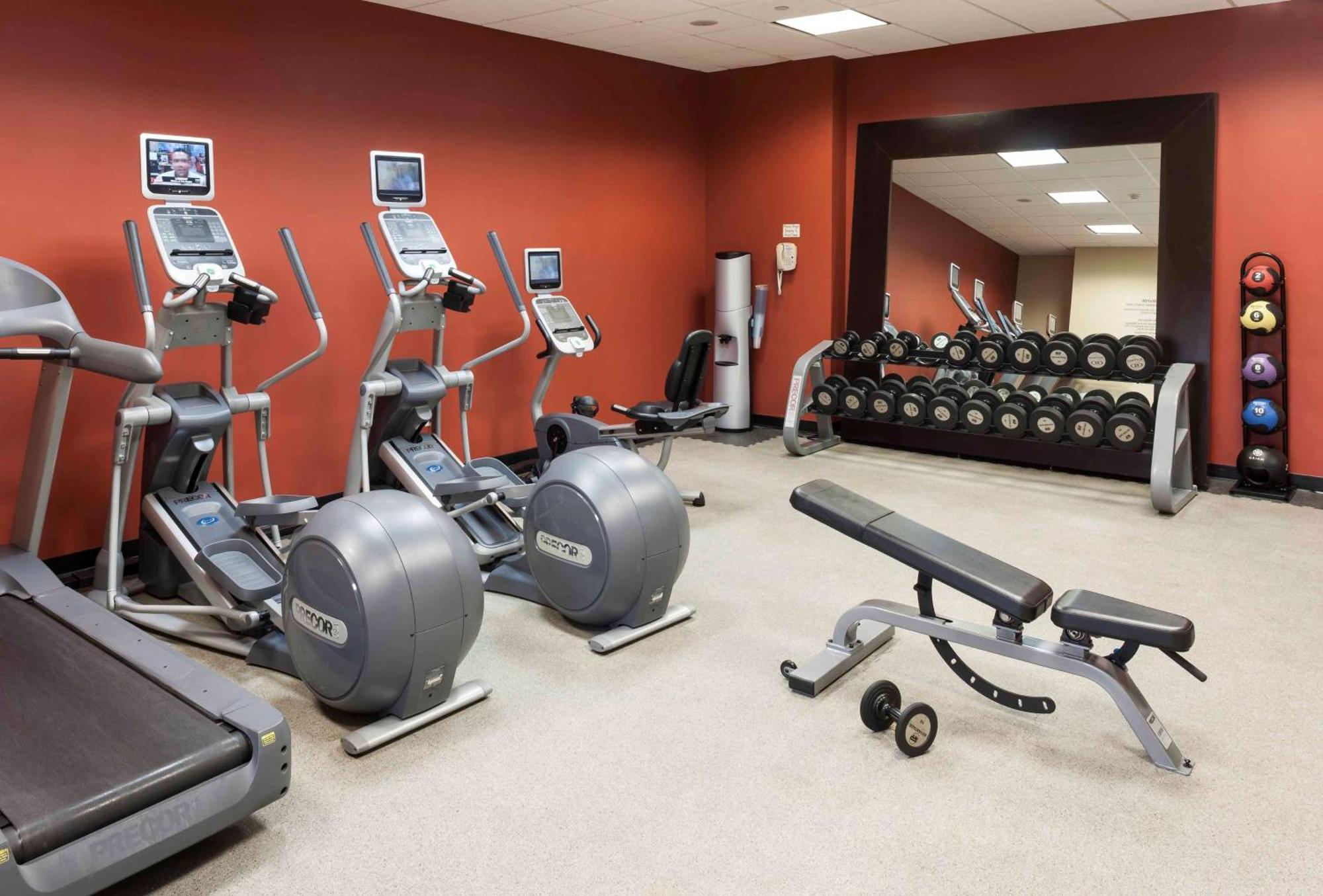 Hilton Garden Inn Dallas Lewisville Ngoại thất bức ảnh