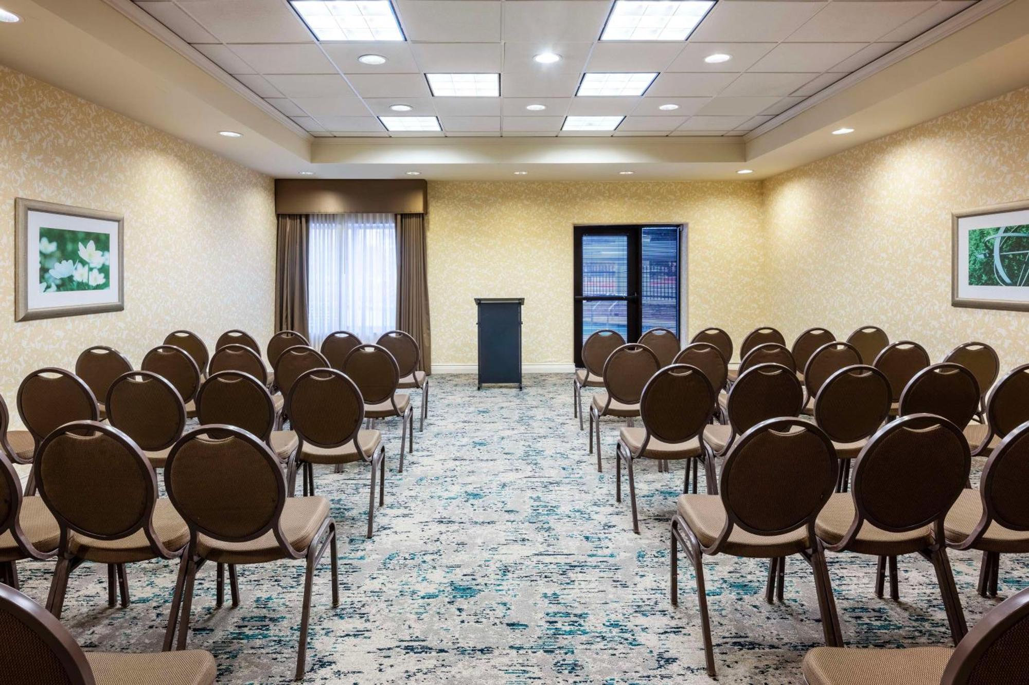 Hilton Garden Inn Dallas Lewisville Ngoại thất bức ảnh
