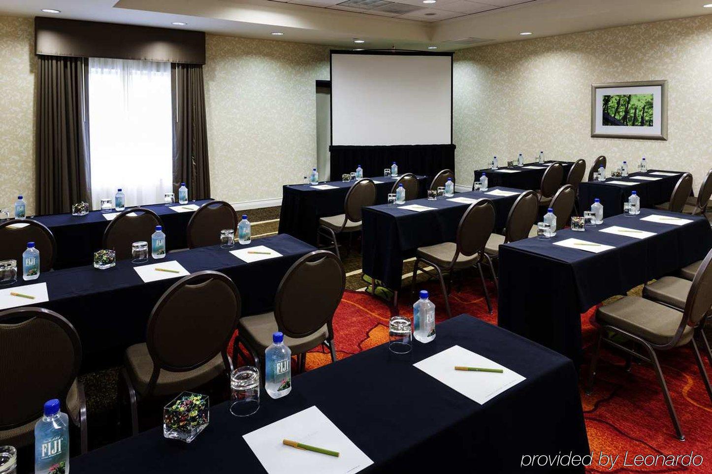 Hilton Garden Inn Dallas Lewisville Ngoại thất bức ảnh